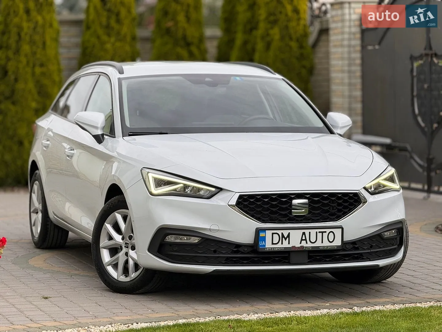 2022 SEAT Leon - фото 1
