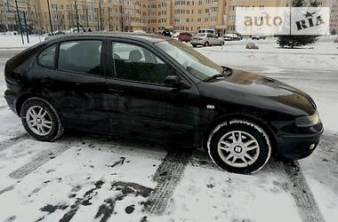 Хэтчбек SEAT Leon 2002 в Киеве