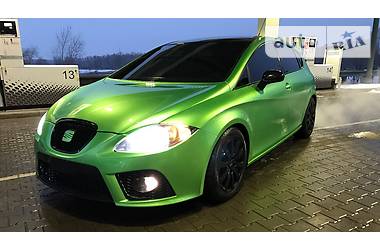 Хэтчбек SEAT Leon 2007 в Киеве