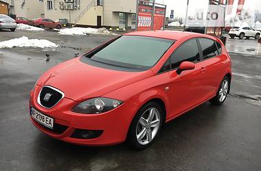 Хэтчбек SEAT Leon 2008 в Киеве