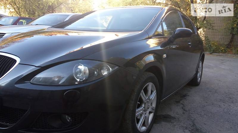 Хетчбек SEAT Leon 2007 в Києві