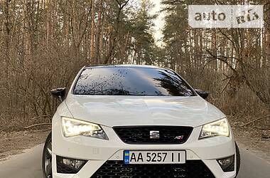 Хэтчбек SEAT Leon 2016 в Киеве