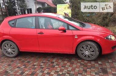 Хэтчбек SEAT Leon 2009 в Ужгороде