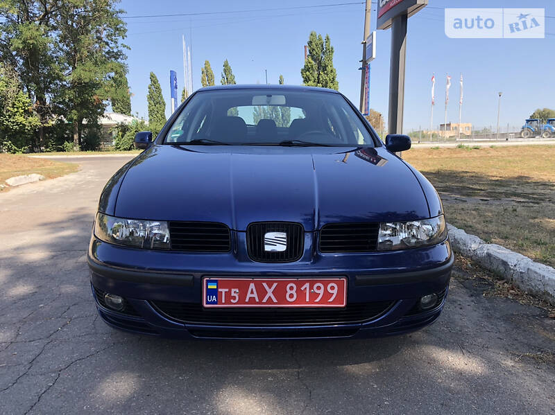 Хетчбек SEAT Leon 2003 в Кропивницькому