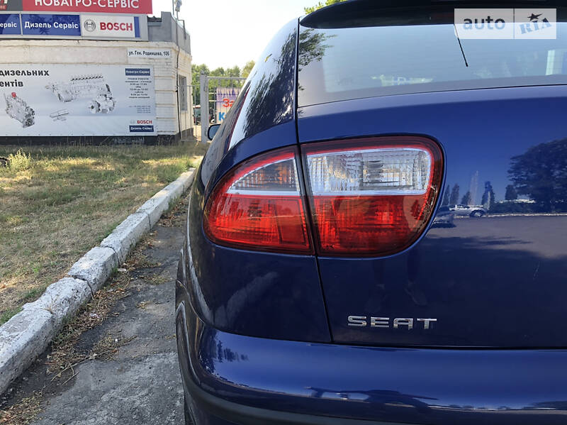Хетчбек SEAT Leon 2003 в Кропивницькому
