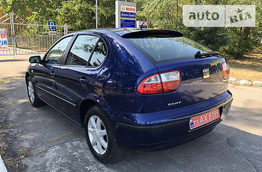Хетчбек SEAT Leon 2003 в 