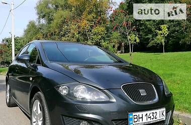 Хэтчбек SEAT Leon 2011 в Львове