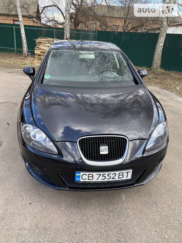 Хетчбек SEAT Leon 2009 в Ніжині
