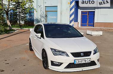 Хетчбек SEAT Leon 2016 в Чернігові