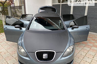 Хэтчбек SEAT Leon 2007 в Тячеве