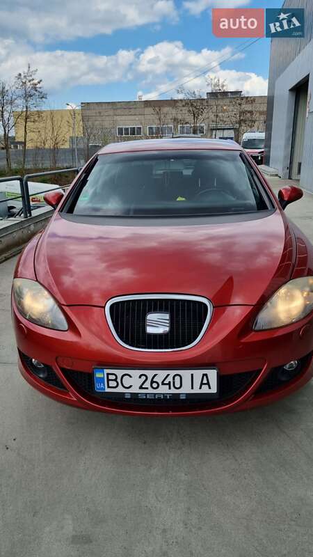 Хэтчбек SEAT Leon 2008 в Львове