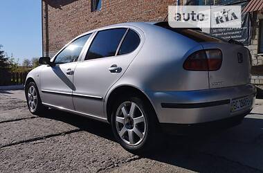 Хетчбек SEAT Leon 2001 в Новому Розділі