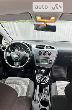 Хэтчбек SEAT Leon 2008 в 
