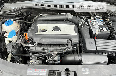 Хэтчбек SEAT Leon 2008 в 