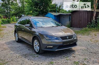 Хэтчбек SEAT Leon 2015 в Львове