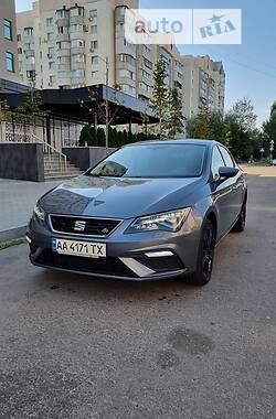 Хэтчбек SEAT Leon 2018 в Киеве