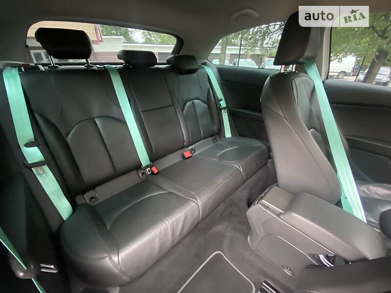 Хэтчбек SEAT Leon 2013 в Ивано-Франковске