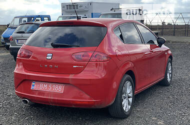 Хэтчбек SEAT Leon 2011 в Луцке