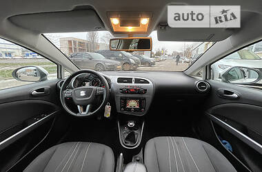 Хэтчбек SEAT Leon 2012 в Ровно