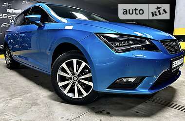 Хэтчбек SEAT Leon 2016 в Киеве