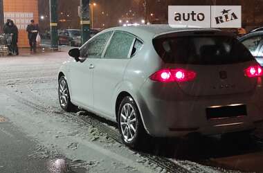 Хэтчбек SEAT Leon 2011 в Шепетовке