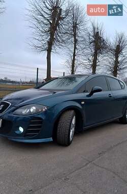 Хэтчбек SEAT Leon 2007 в Александровке