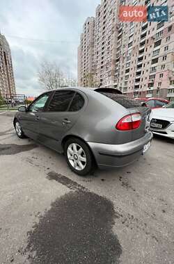 Хетчбек SEAT Leon 2006 в Києві