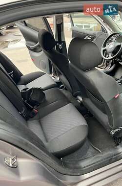 Хетчбек SEAT Leon 2006 в Києві