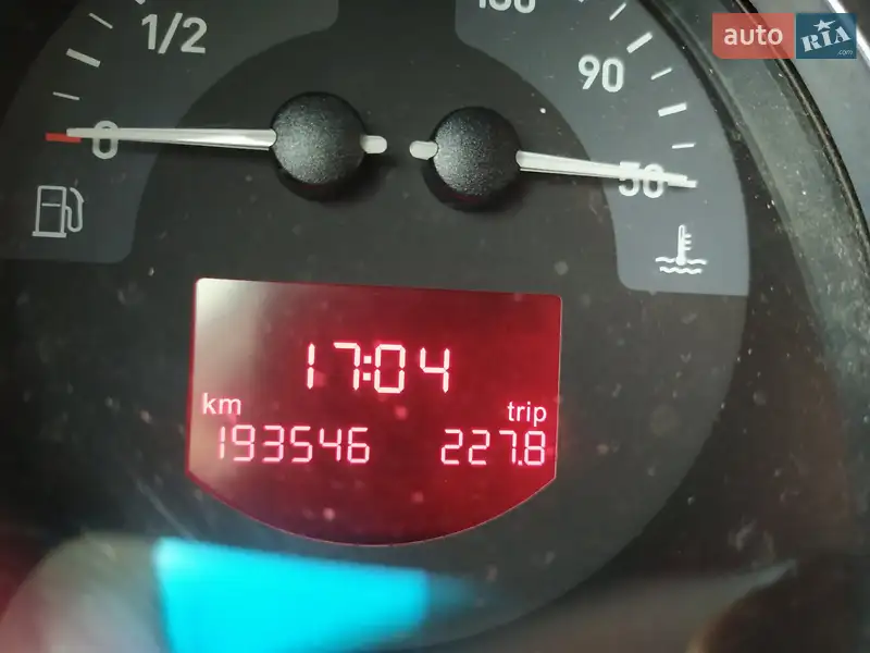 Хэтчбек SEAT Leon 2007 в 