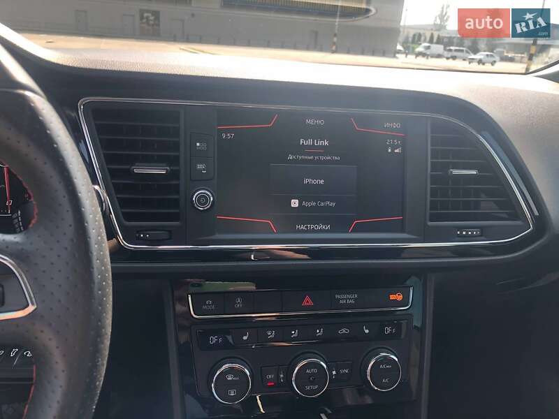 Хетчбек SEAT Leon 2017 в Києві