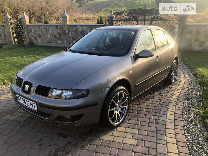 Хэтчбек SEAT Leon 2006 в Коломые