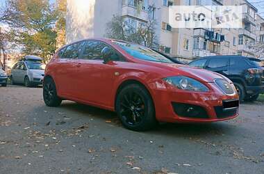 Хэтчбек SEAT Leon 2011 в Ивано-Франковске