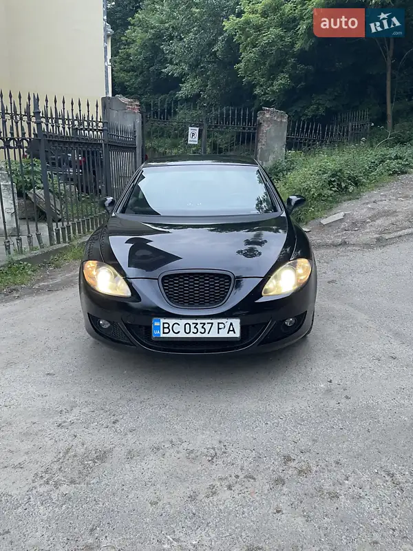 Хэтчбек SEAT Leon 2007 в 