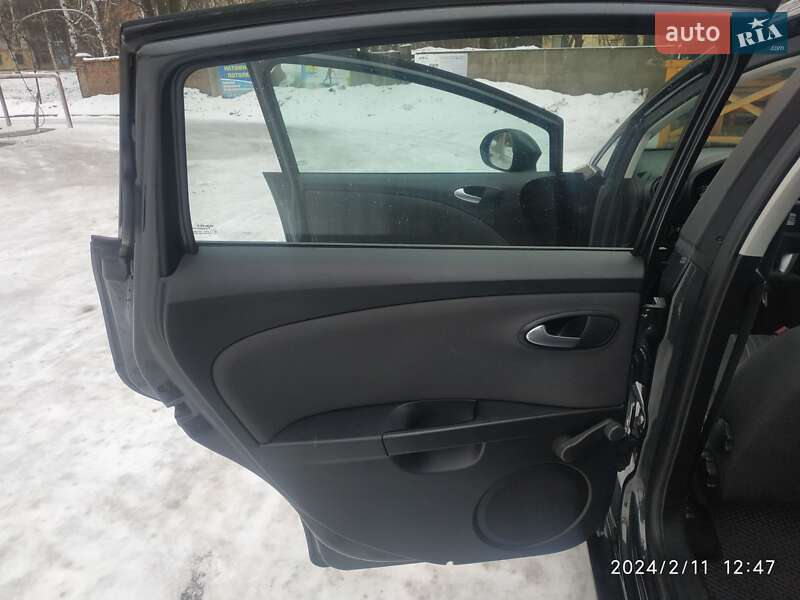 Хетчбек SEAT Leon 2011 в Конотопі фото 8 Хетчбек SEAT Leon 2011 в Конотопі