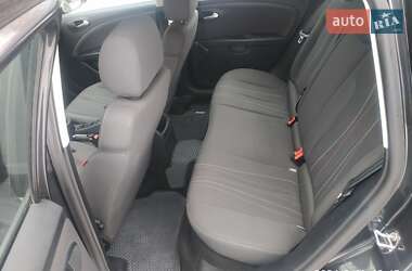 Хэтчбек SEAT Leon 2011 в Конотопе