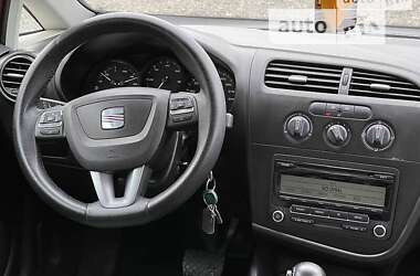 Хетчбек SEAT Leon 2010 в 