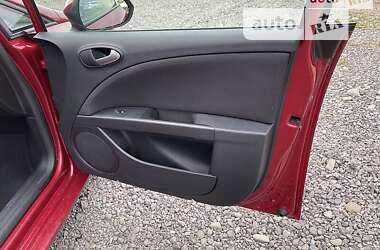 Хетчбек SEAT Leon 2010 в 