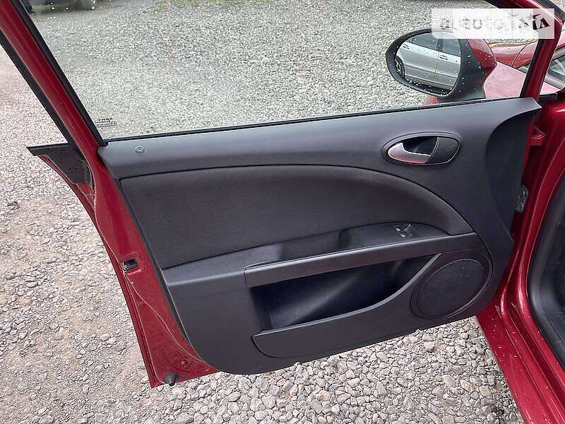 Хетчбек SEAT Leon 2010 в Житомирі фото 21 Хетчбек SEAT Leon 2010 в Житомирі