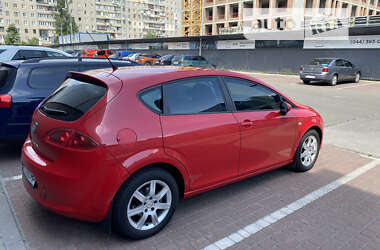 Хетчбек SEAT Leon 2006 в Києві