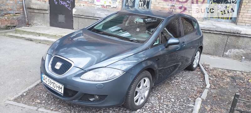 Хэтчбек SEAT Leon 2005 в Киеве фото 11 Хэтчбек SEAT Leon 2005 в Киеве