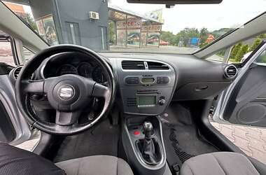 Хэтчбек SEAT Leon 2006 в 
