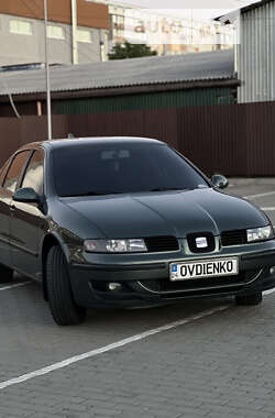 Хэтчбек SEAT Leon 2003 в Черкассах