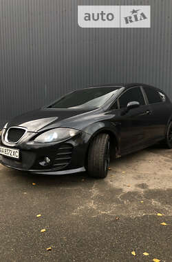 Хетчбек SEAT Leon 2005 в 