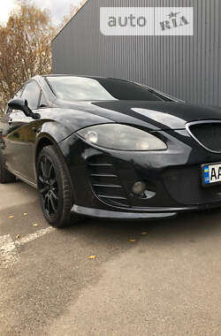 Хетчбек SEAT Leon 2005 в 