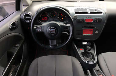 Хетчбек SEAT Leon 2005 в 