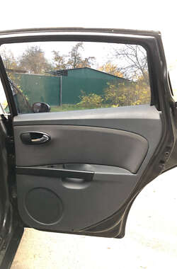 Хетчбек SEAT Leon 2005 в 