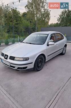 Хетчбек SEAT Leon 2000 в Тисмениці