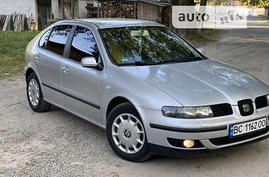 Хетчбек SEAT Leon 2000 в Сколе