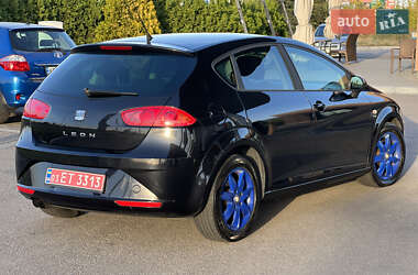 Хэтчбек SEAT Leon 2011 в Днепре