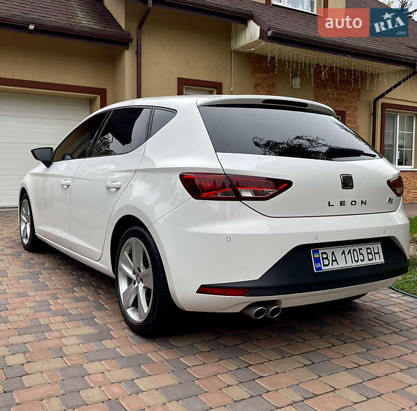 Хэтчбек SEAT Leon 2016 в Кропивницком